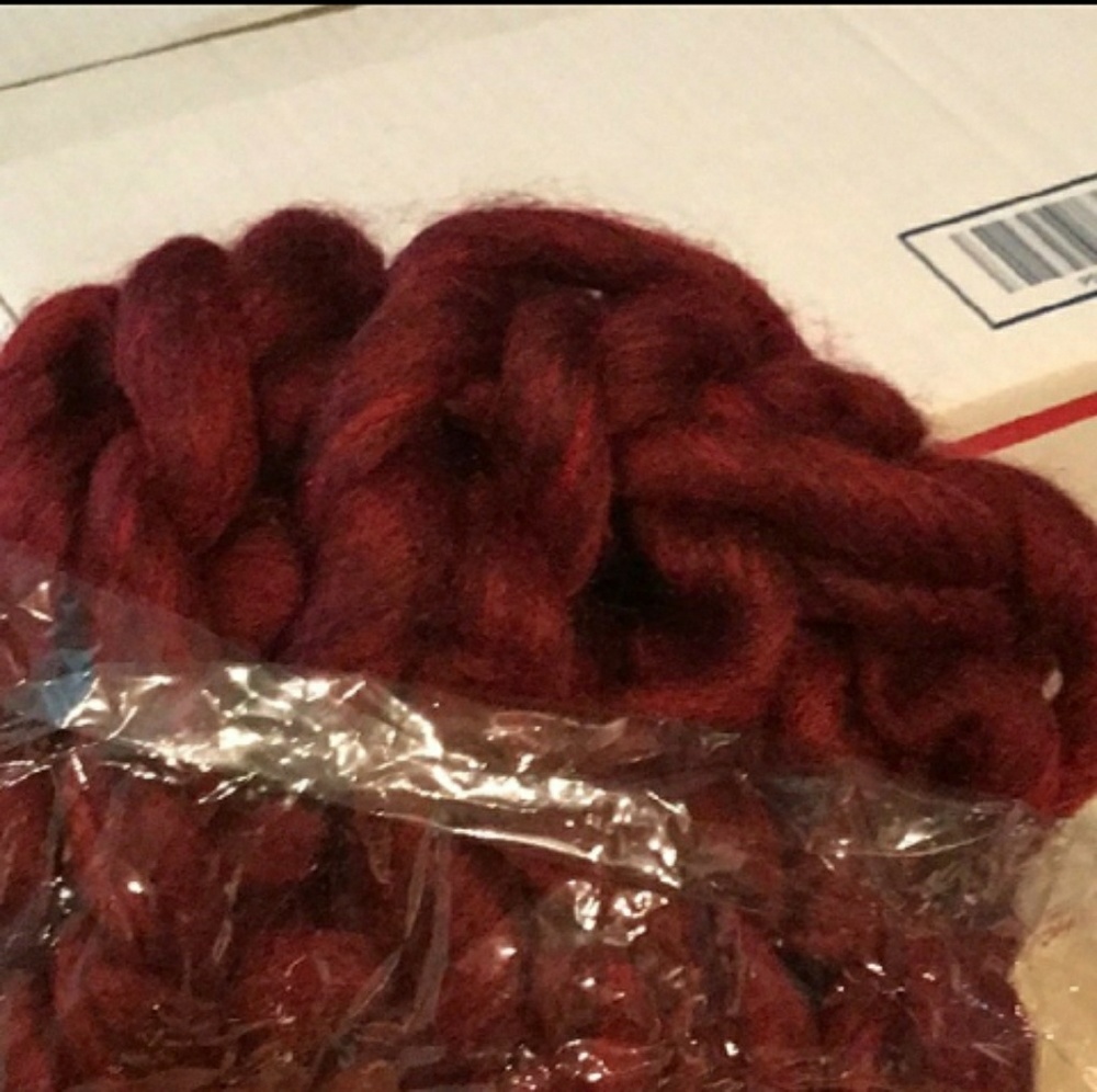 CHUNKY KNIT INFINITY SCARF - Picture 2 of 3